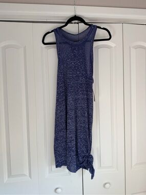 BECCA Heathered Navy Sleeveless Midi Dress with Tie